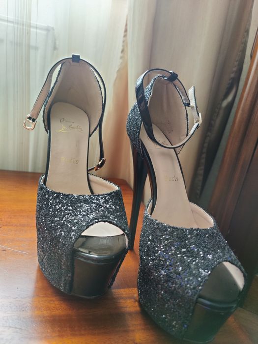 Токчета Christian Laboutine 39 номер