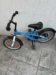 Bicicleta pentru 3/6 ani