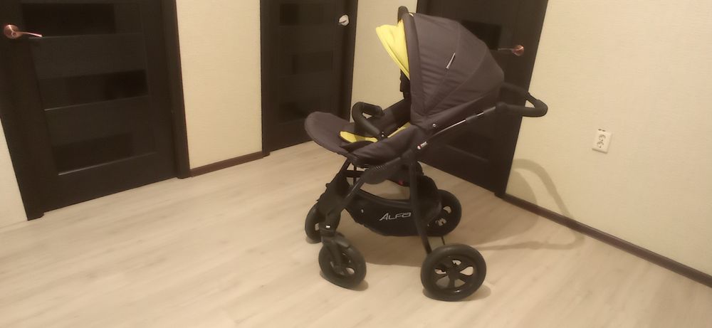 Riko Basic Alfa 2 в 1 десятка универсальная коляска