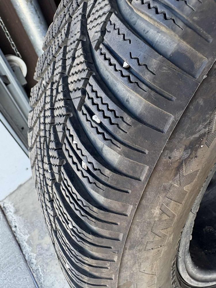 Зимни гуми Firestone 215/60/16 + джанти RC Design