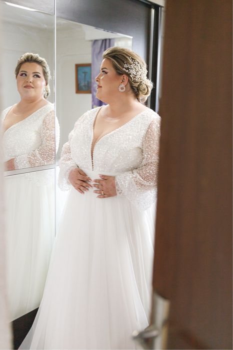 Vand rochie de mireasa