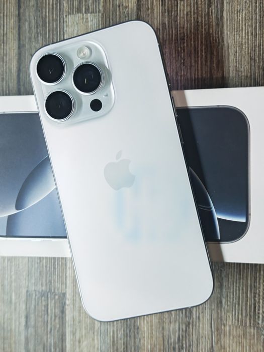 Като нов iPhone 16 Pro 5G 256 GB 30м Гаранция