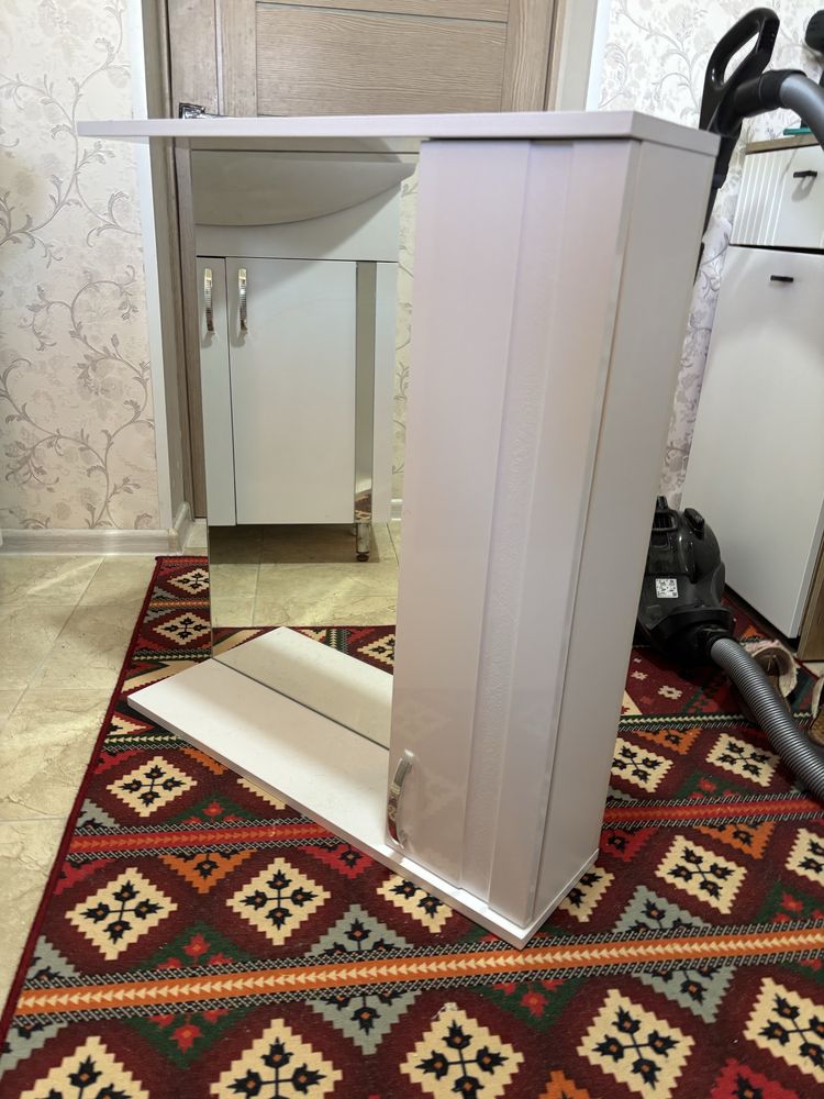 Срочно продается раковина со шкафом
