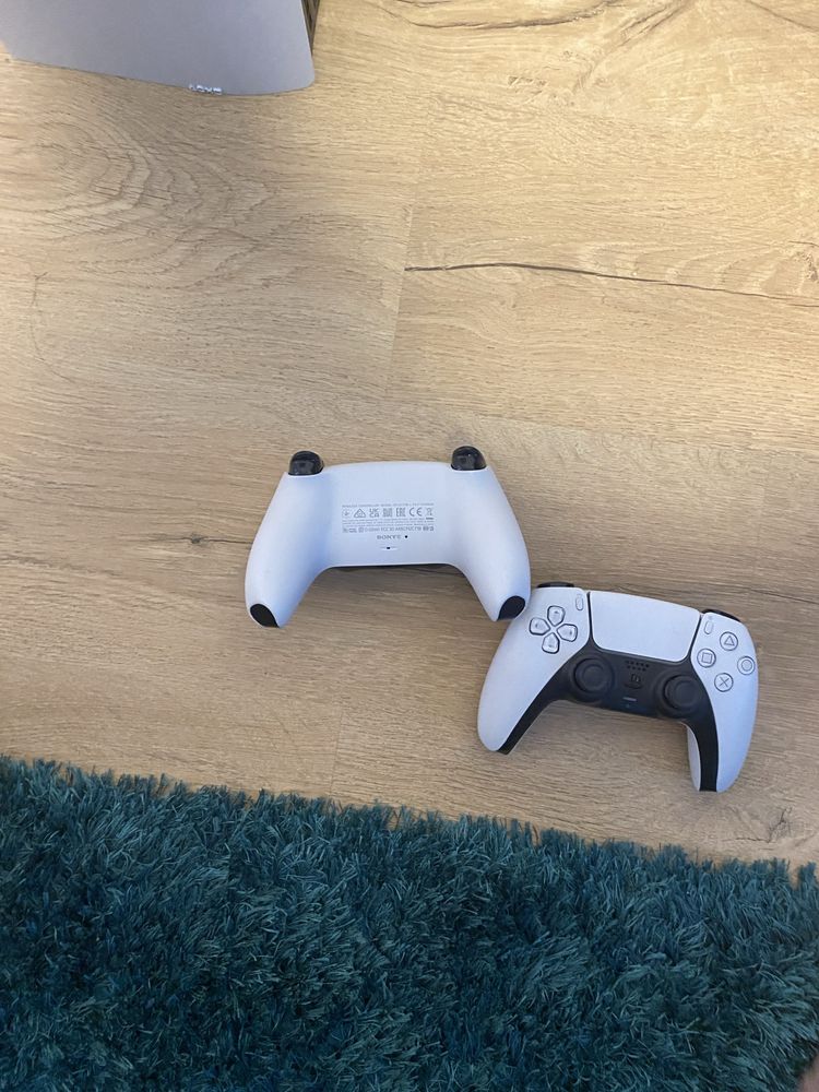 PS 5 в одлично състояние