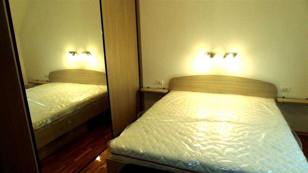 Дава се под наем Тристаен апартамент в Бургас, Славейков - 81 кв.м за 229.5 € - Снимка #2