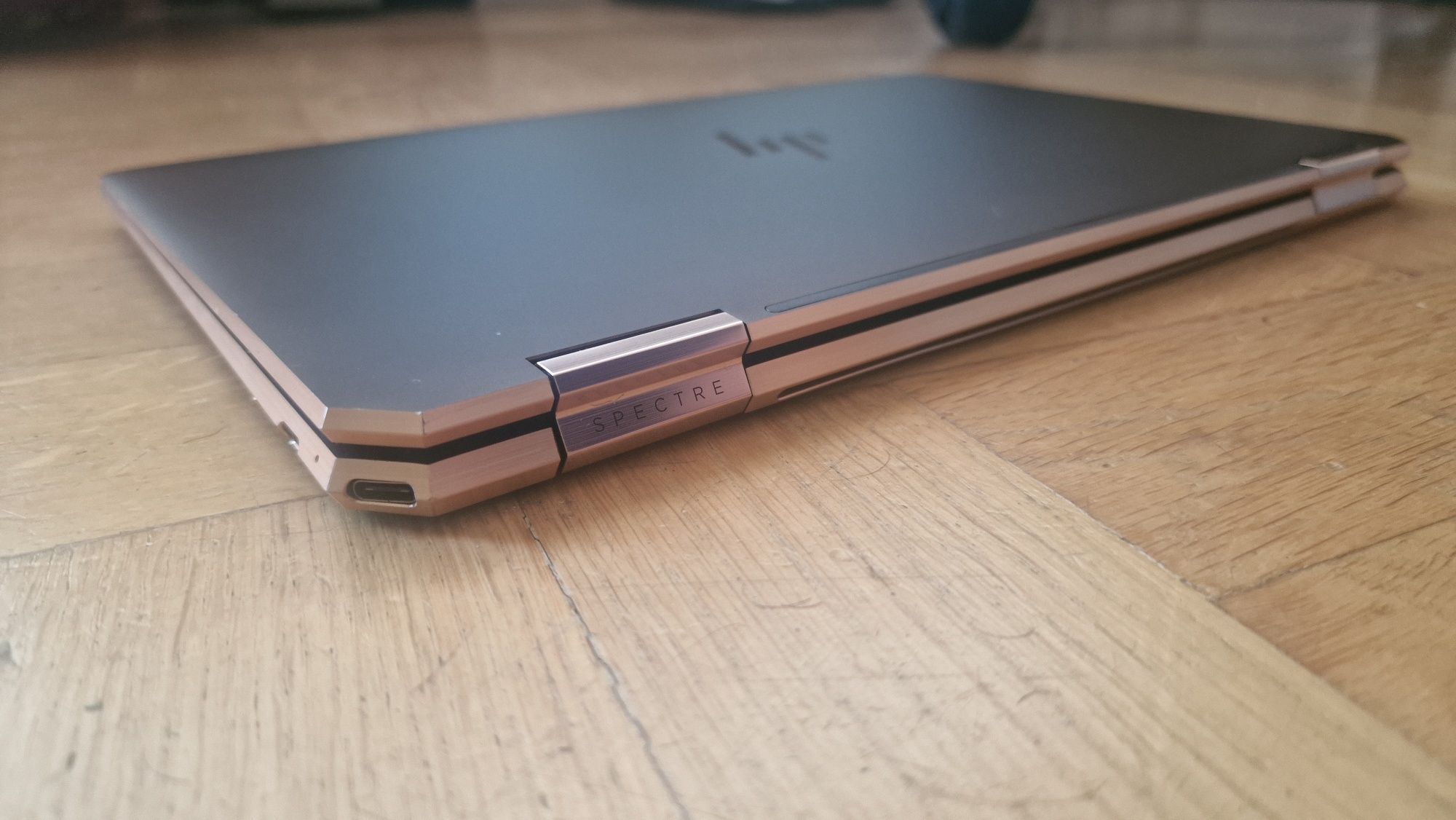 Hp Spectre x360 13.3" 4K touch UHD 1TB ssd i7-1065G7 16GB RAM