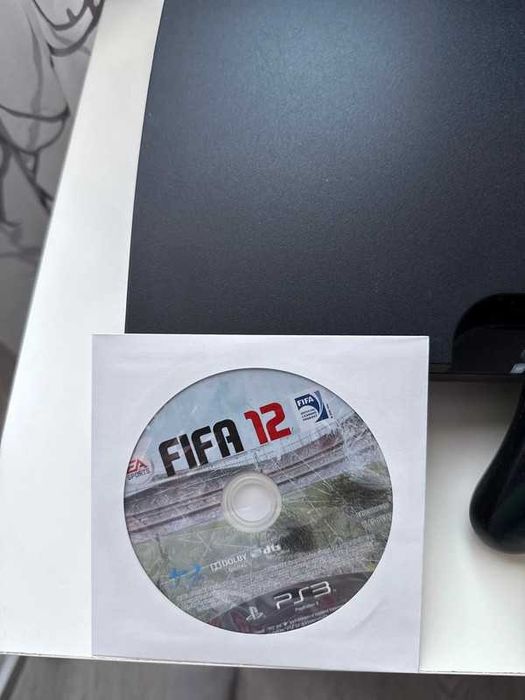 PlayStation 3 Slim + Controller Wireless + fifa