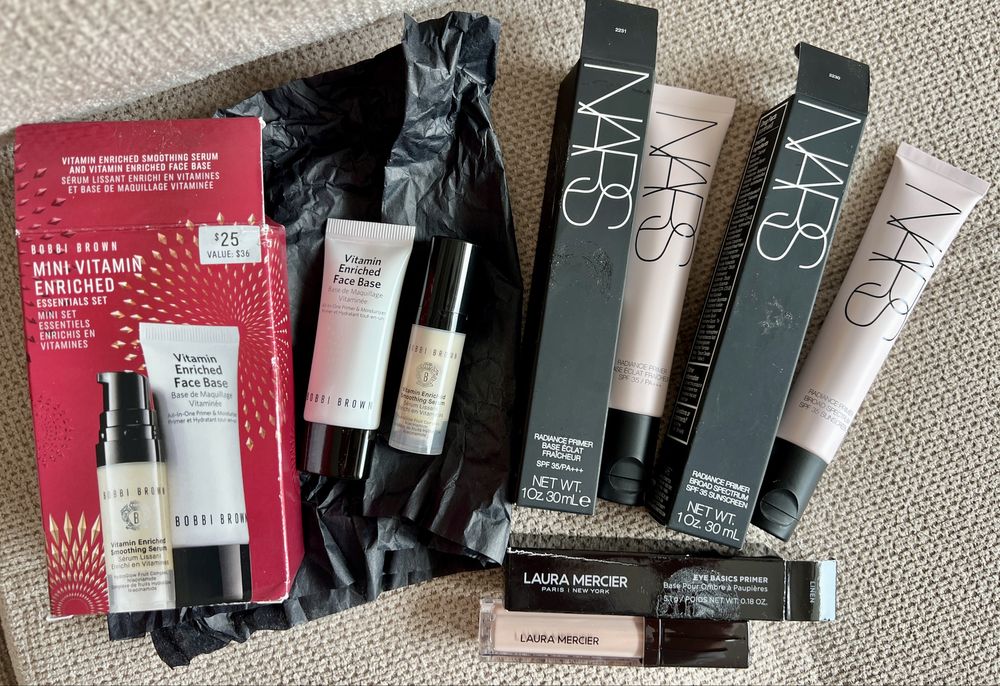 Бази, пудри и спрейове Laura Mercier, Milk, Too Faced, NARS, Mac