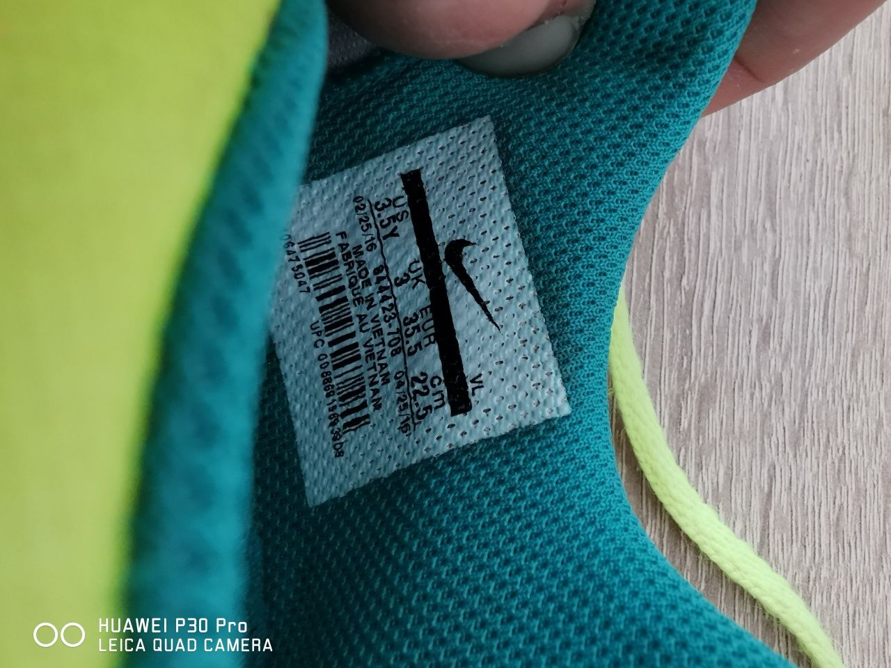 Ghete fotbal sală Nike Magista nr 35.5