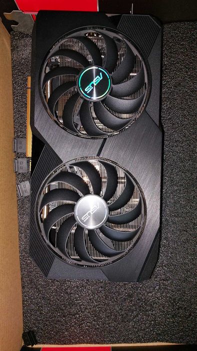 Vand Assus RX 6600 in garantie