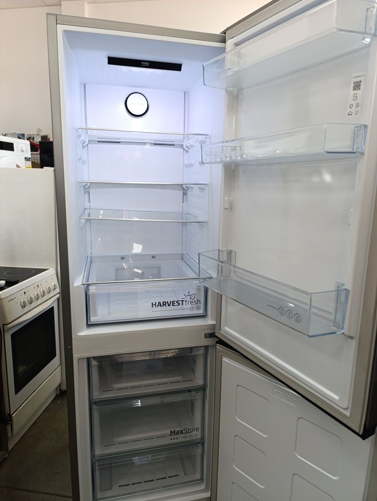 Нов!!! Хладилник и Фризер BEKO Selective No frost A+++