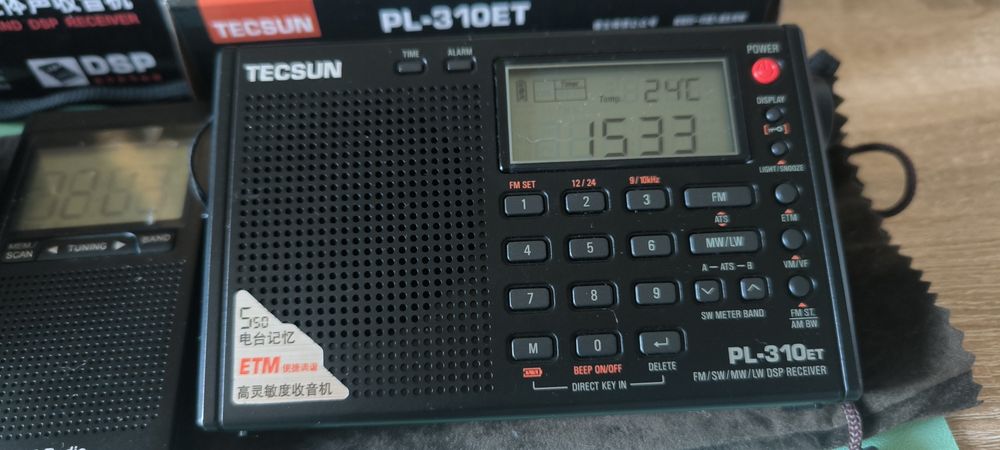 Lot aparate radio Tecsun PL-310et PL-380 DSP FM /LW/MW/SW  + Bonus