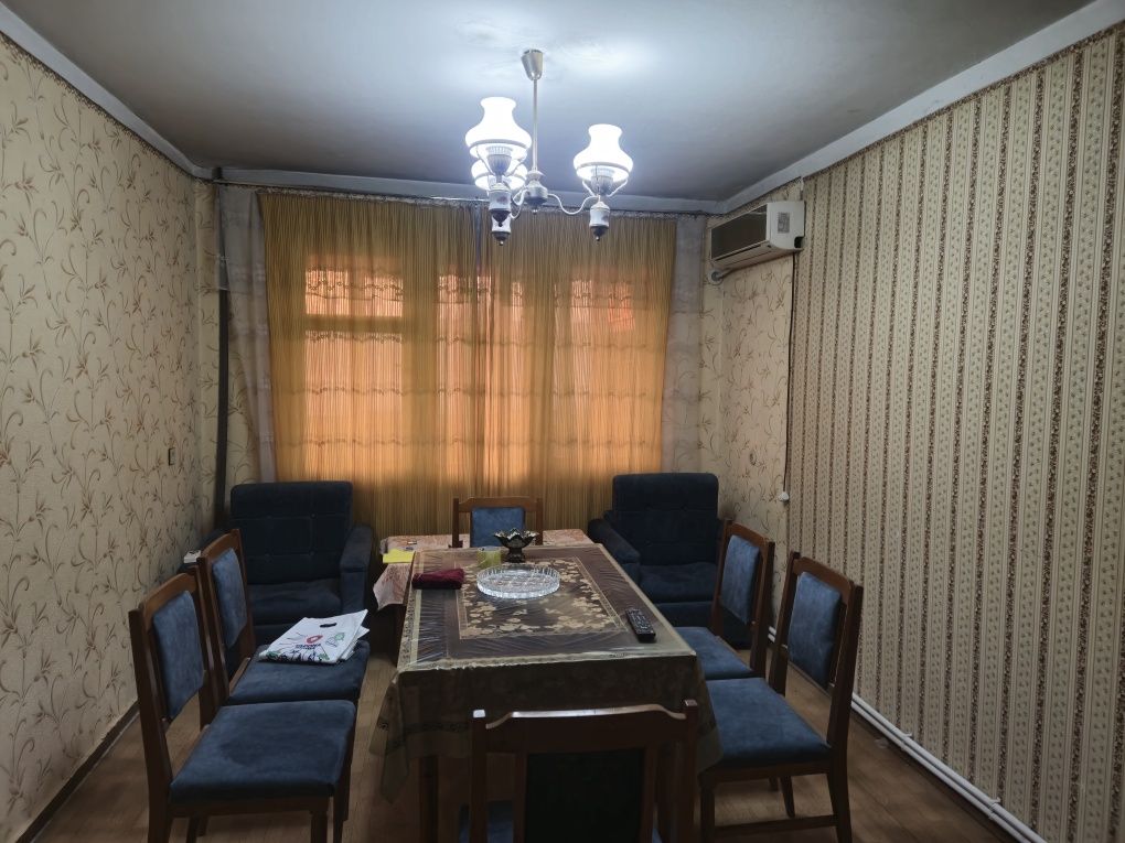 2 хонали қулай ҳудудда жойлашган уй. Квартира с шикарной локацией.