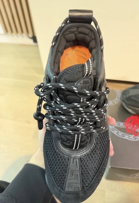 versace chain reaction