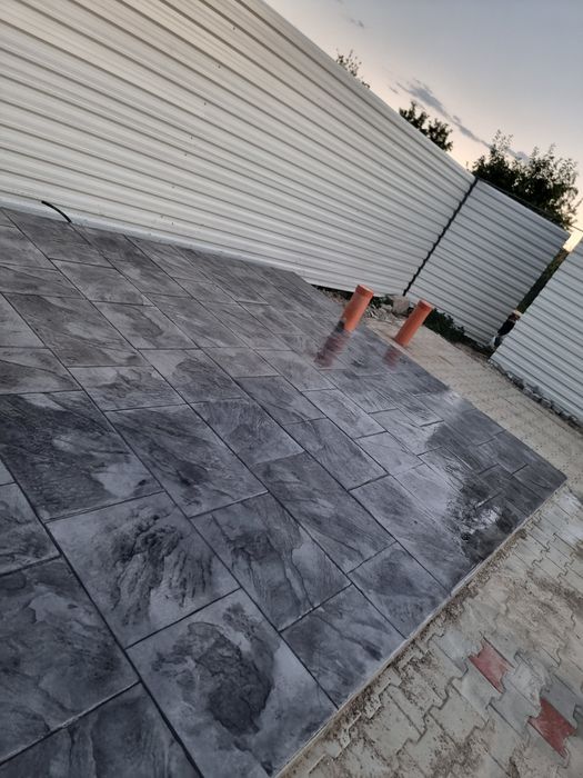Beton amprentat oferta 140 -150 Ron / mp . Toate materiale si manopera