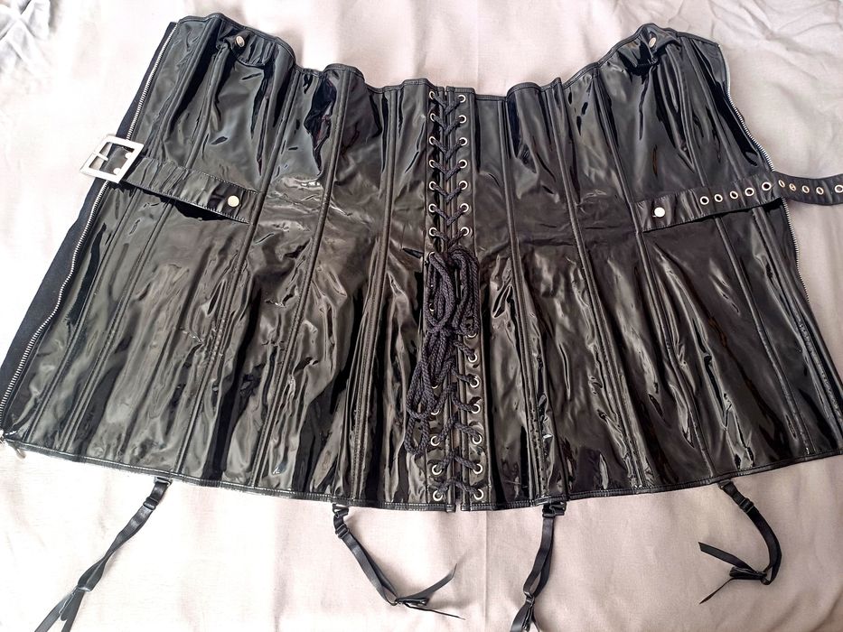 Корсет латексный