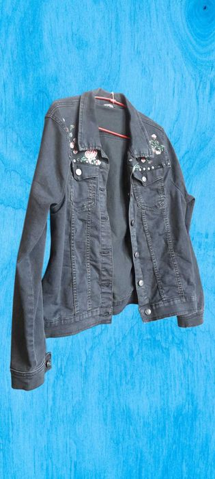 Jacheta/geaca de blugi femei cu broderie florala Beloved