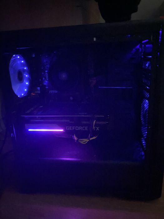 Геймърски компютър | AMD Ryzen 5 5600x, RTX 3060 TI, 16gb RAM, 600W