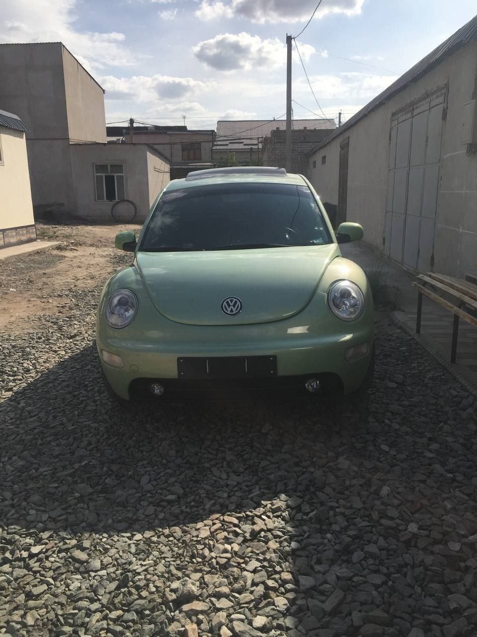 Volkswagen new beetle