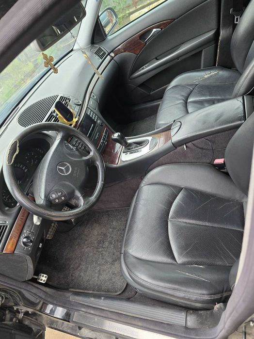 Mercedes Benz E class
