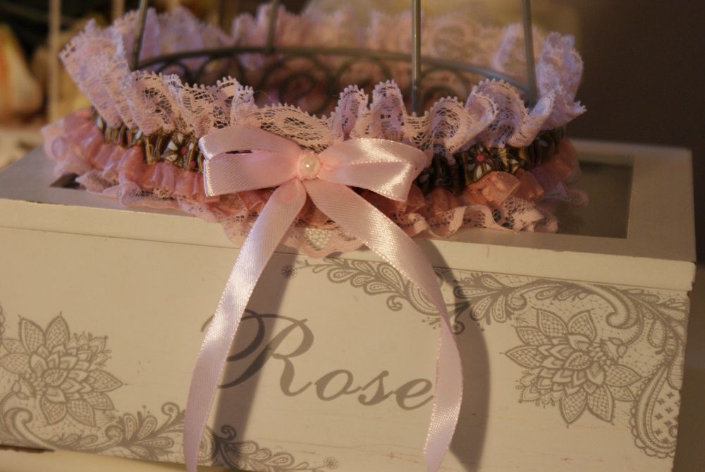 Jartiera mireasa NOUA hand made 100% in Romania Bridal garter