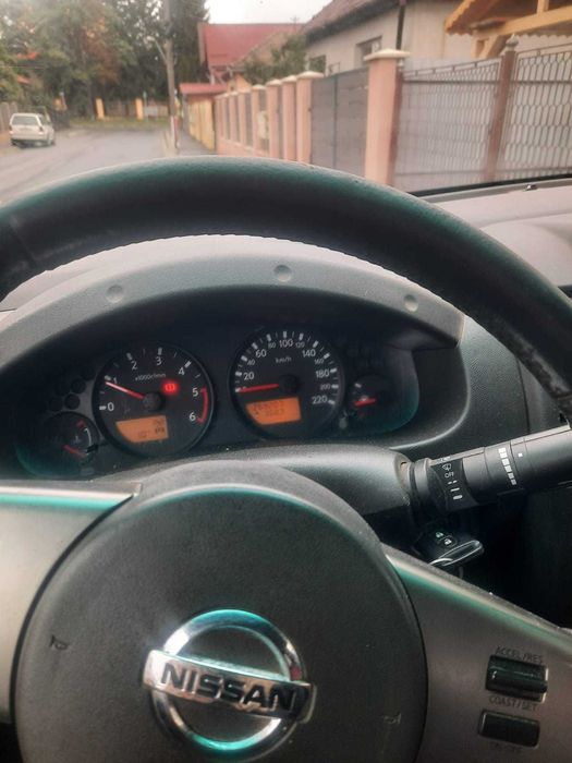 Autoutilitara Nissan Navara