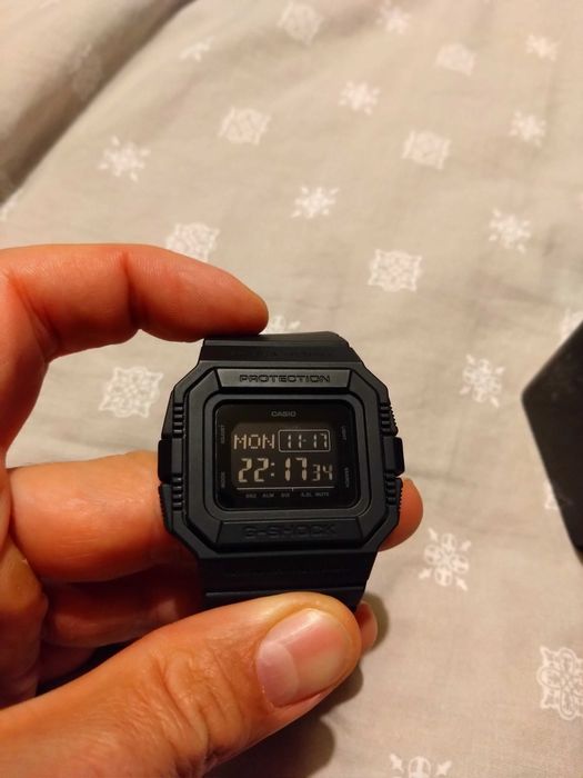 Часовници Tissot, Timex, Casio G shock