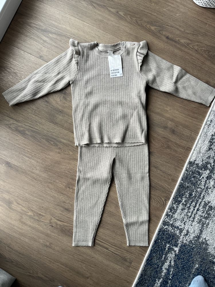 Set H&M marimea 1.5-2 ani nou cu eticheta