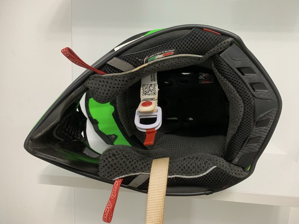 2 Каски Airoh Aviator