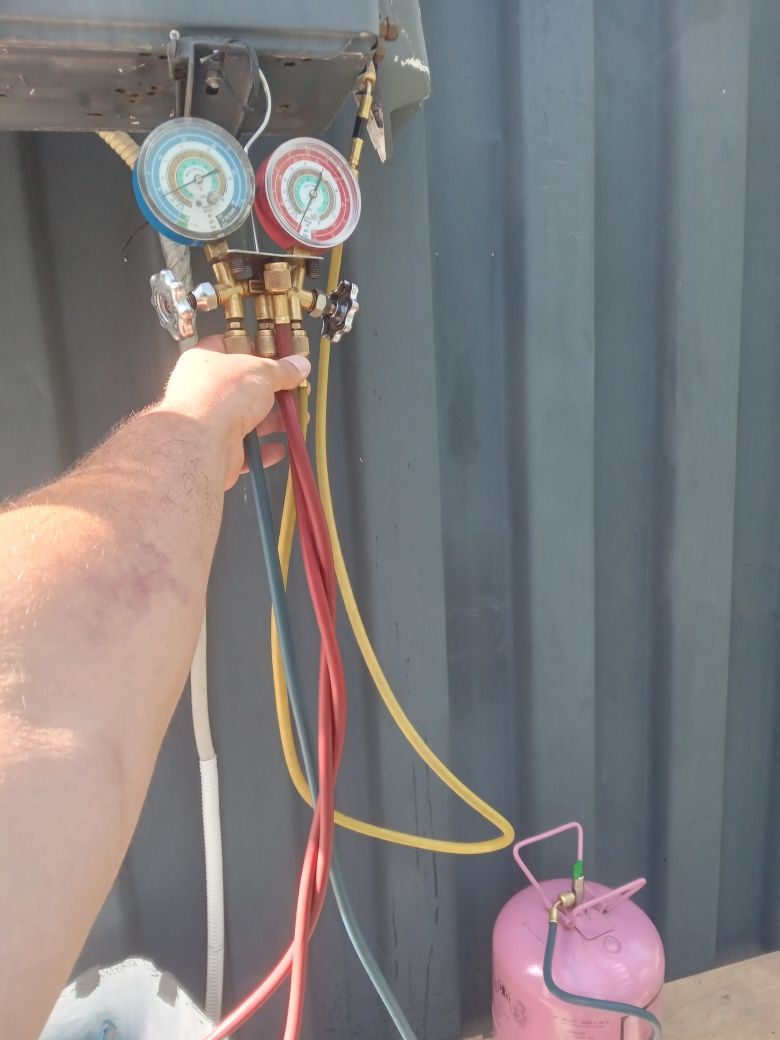Incarcare freon 100 lei