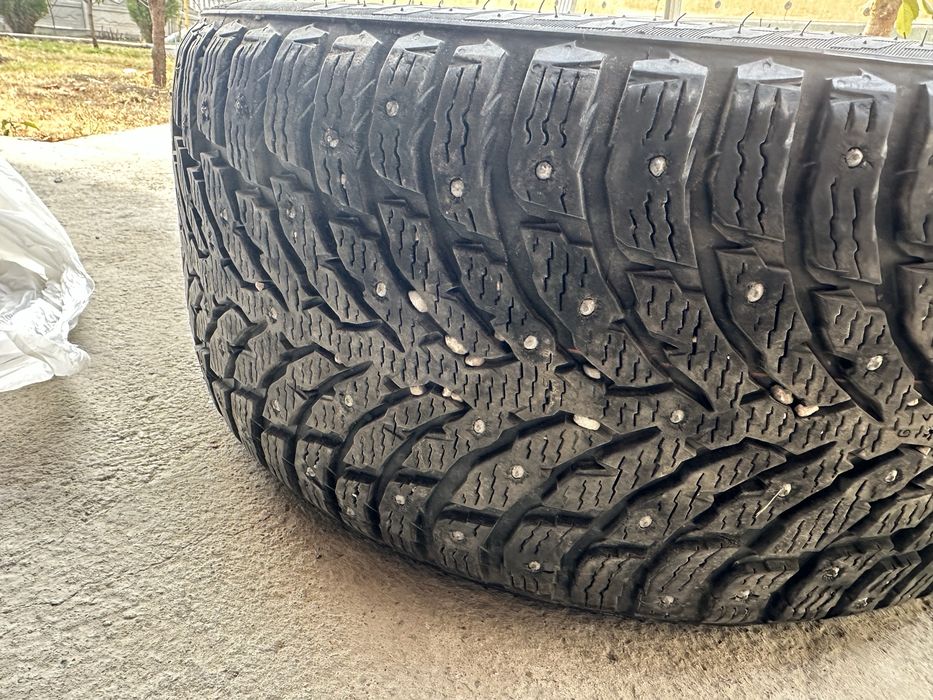 Nokian tyres 255/35/R19
