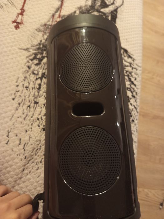 Колонка блютуз с микрофоном + uzb