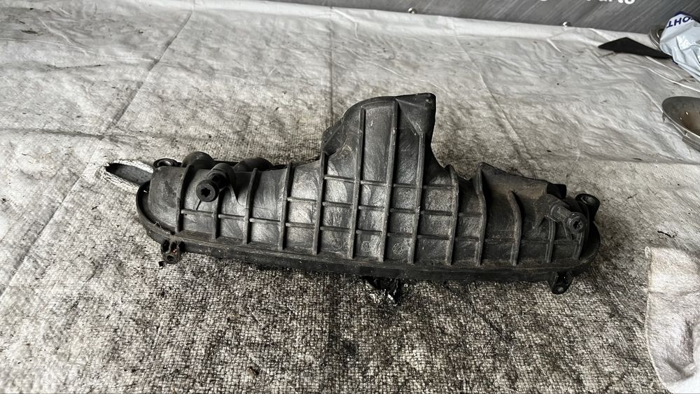 Volkswagen Passat 6 колектор