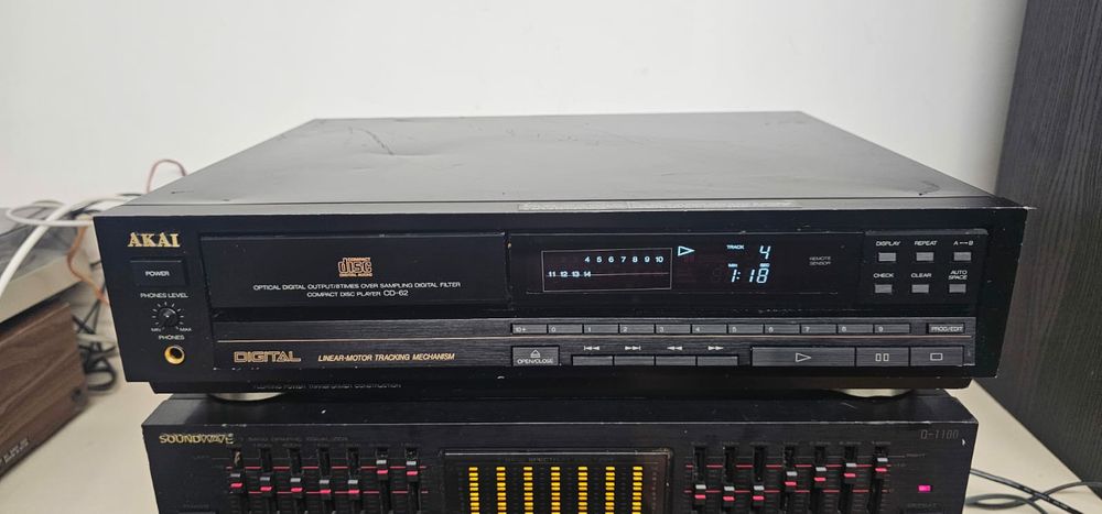 Compact disc Akai Cd 62