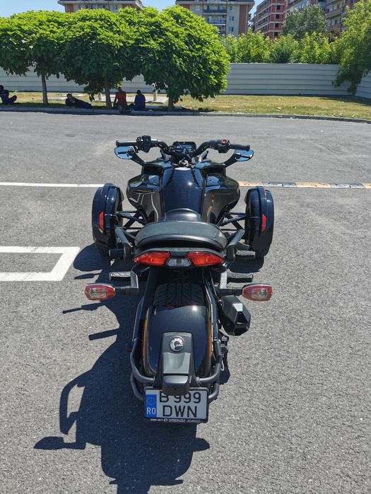 Can am spyder f3 an 2021 km 5900