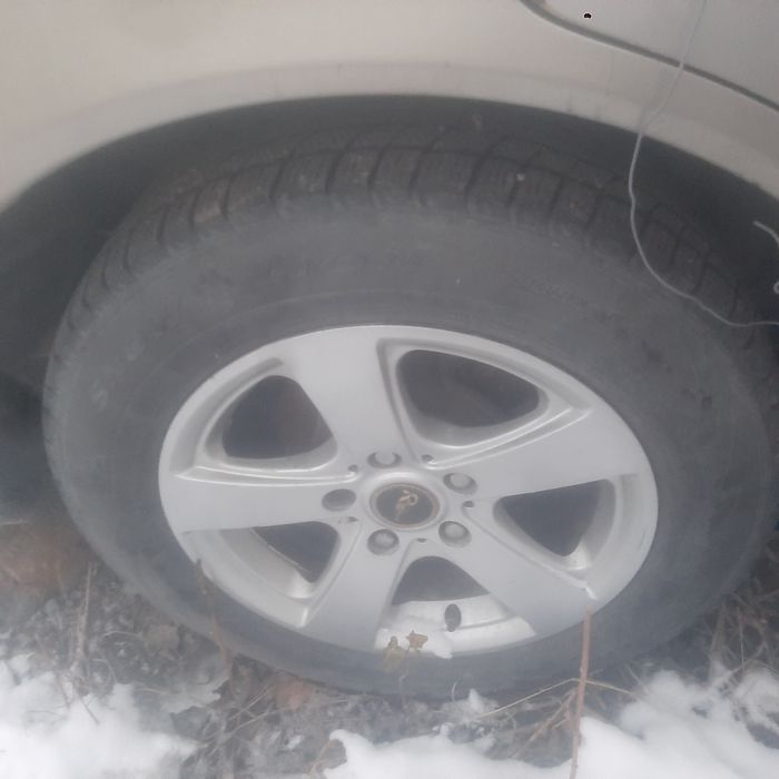 Колёса в зборе зимние на легкосплавных  дисках