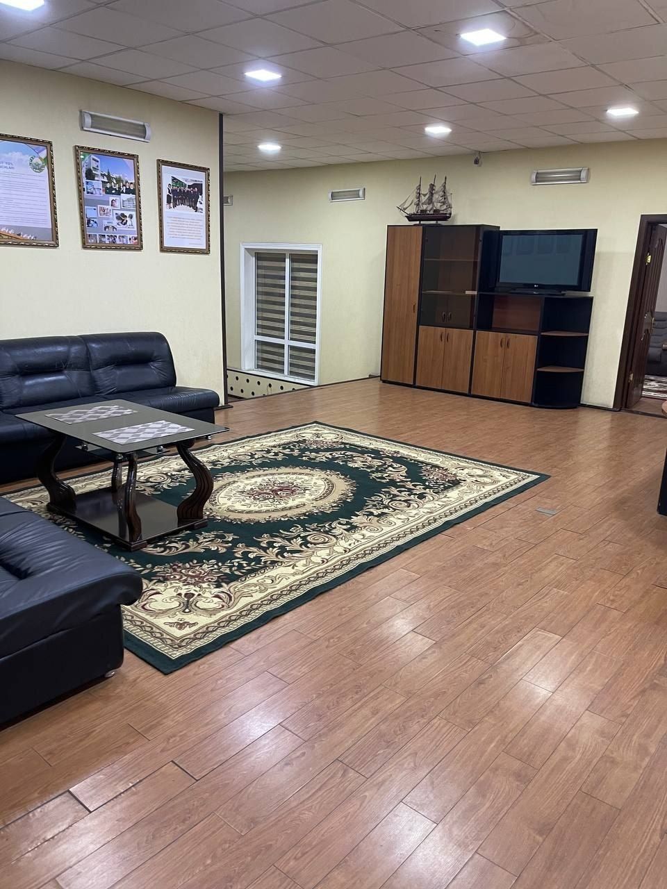 Беруни Метро 20м²+20м² 1этаж 2кабинета Юр адреса 24/7 парковка