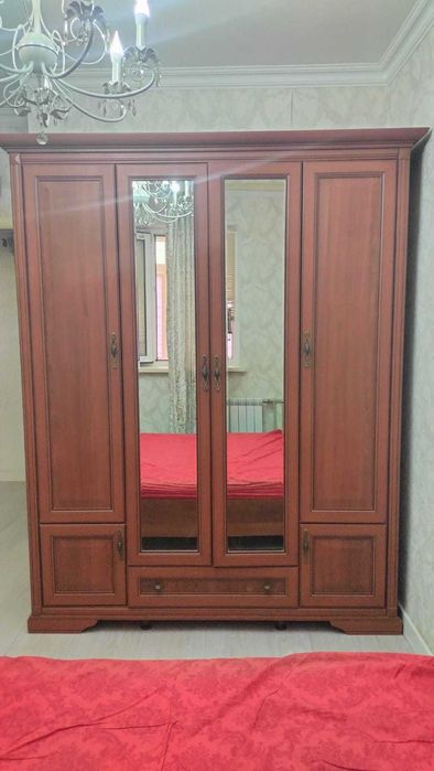 Спальный гарнитур