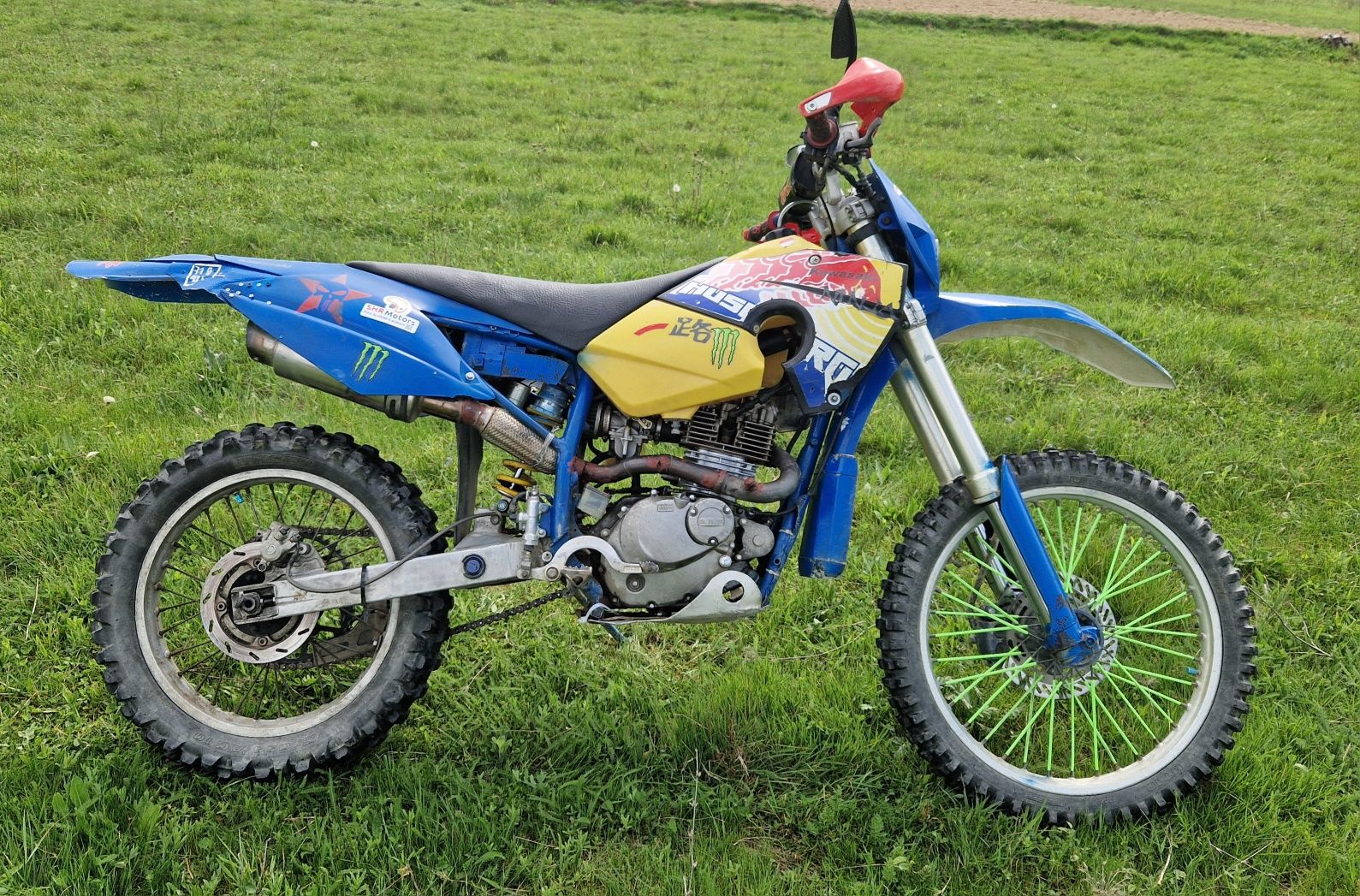 Vând Husaberg De 200cm în stare buna preț 1500euro neg