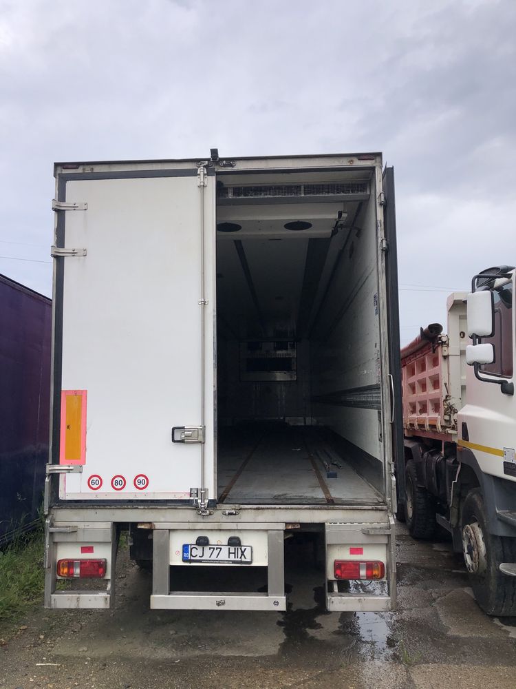 Vind semiremorca frigo , bitemperatura, an 2006, Carrier Maxima 1300,