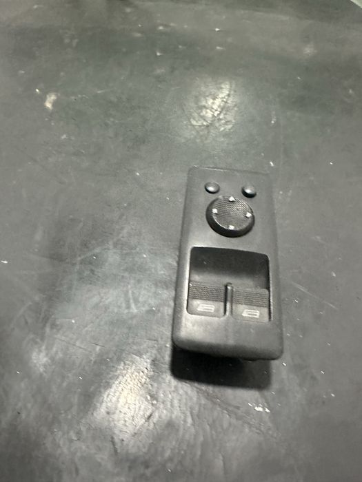 Buton butoane Geamuri Volkswagen T4 Transporter Caravelle 7D0959565