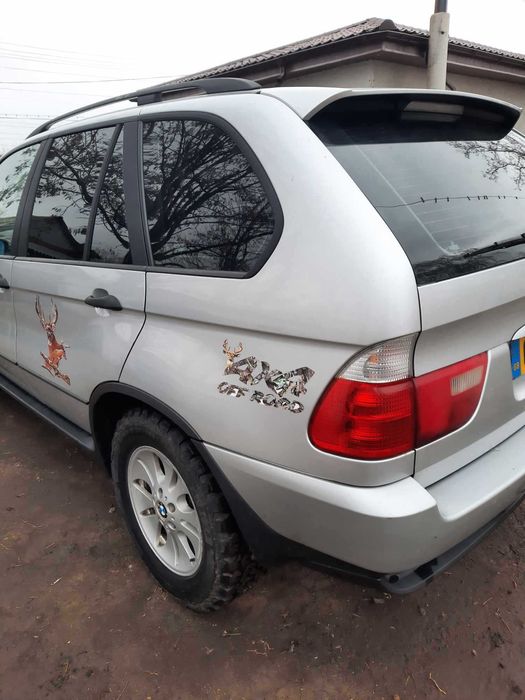 VÂND BMW X5, 3.0 sau schimb cu un alt SUV 4x4 cu cutie automată
