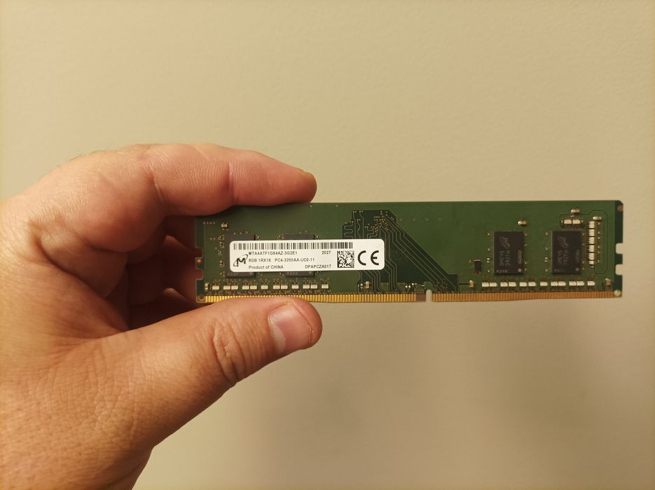 Продам озу ddr4 8-16 gb