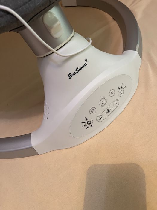 Balansoar electric cu telecomanda nou