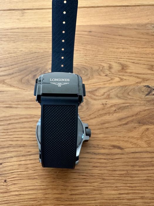 Часовник Longines Hydroconquest Black Ceramic