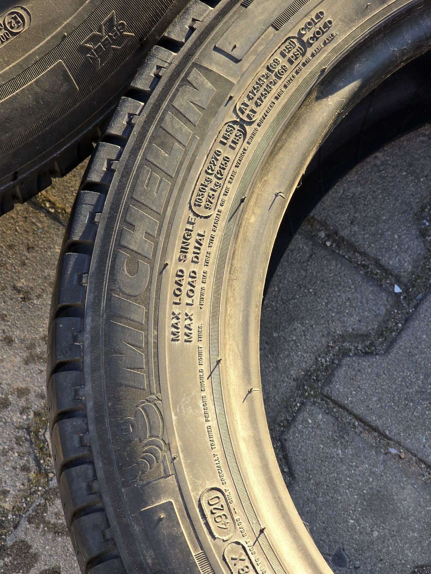 215 60 17c Michelin