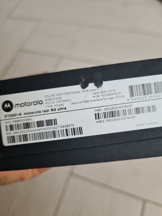 Telefon Motorola Razr 60 Ultra Alcantara Verde