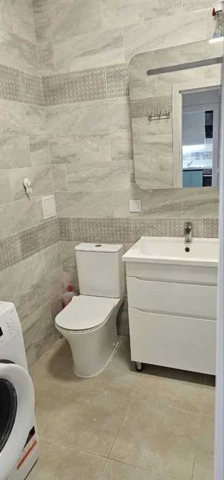 Дава се под наем Двустаен апартамент в София, Зона Б-18 - 68 кв.м за 484.5 € - Снимка #5