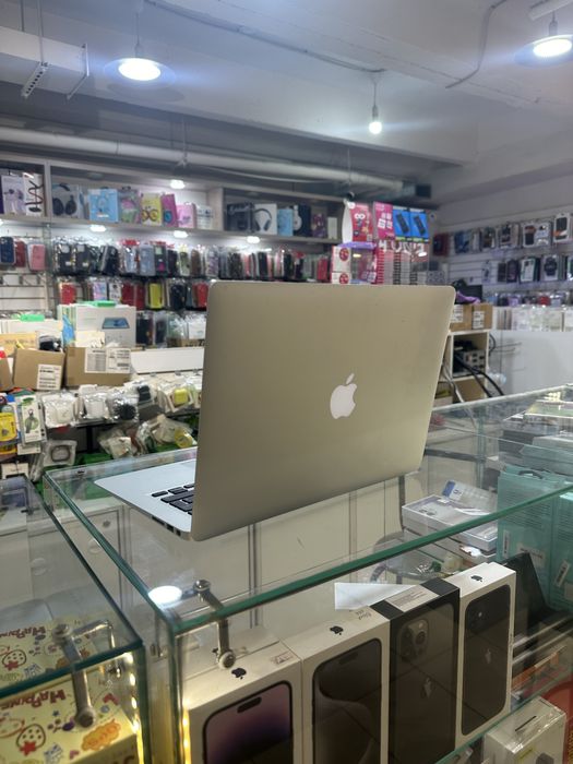 Макбук 2015 года