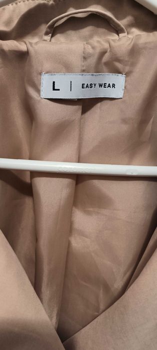 Trenci elegant roz dama,brand spaniol,măsura L-XL